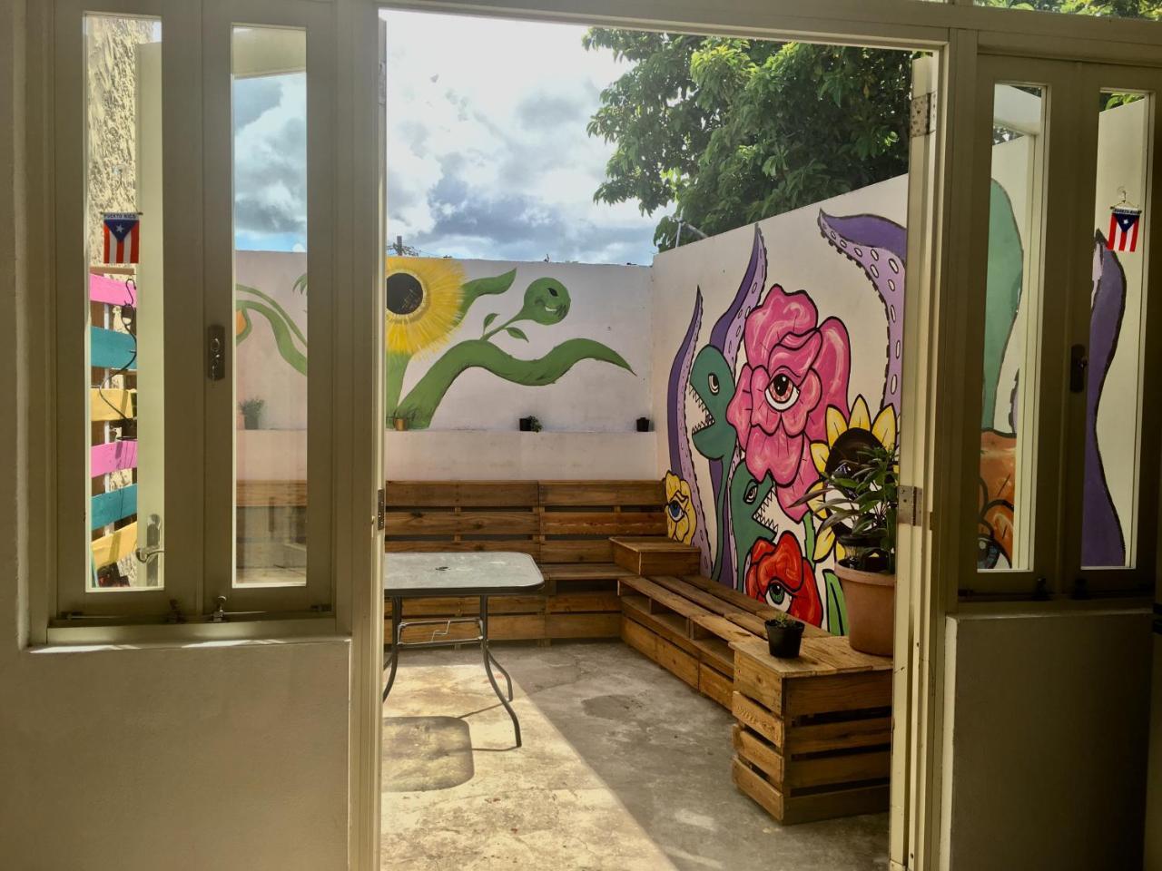 Hostel H1 Miramar San Juan Exterior foto